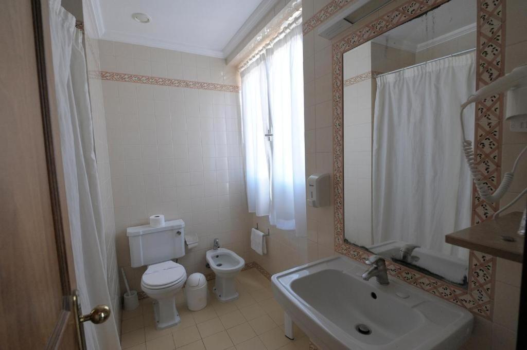 Hotel Irmas Dominicanas - Fatima By Flagworld Hotels Ngoại thất bức ảnh